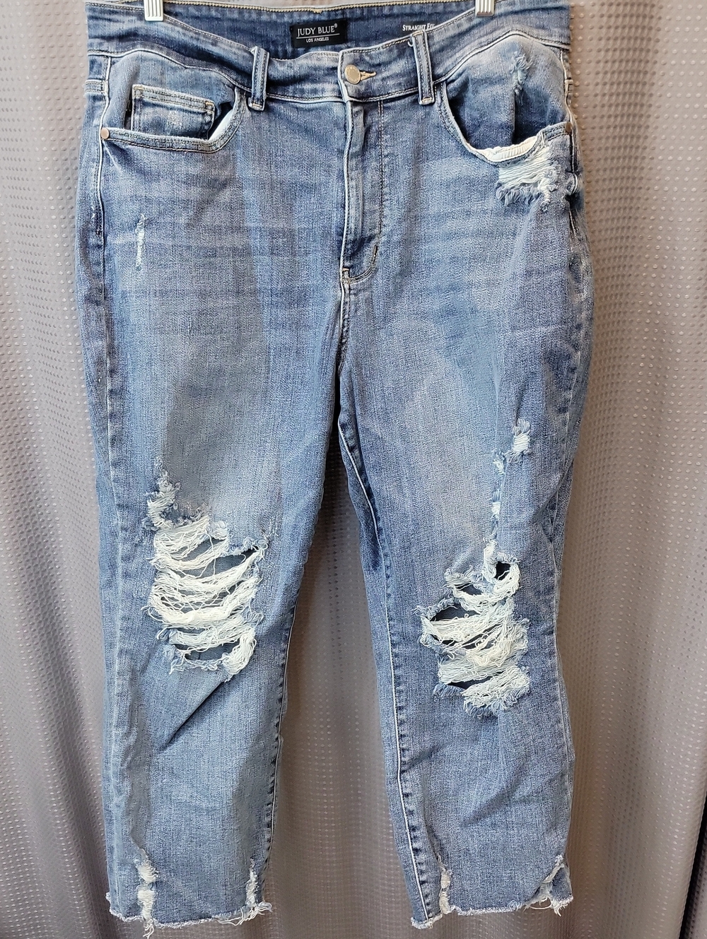 Judy Blue Straight Fit Distressed Crop Jeans Size 18W